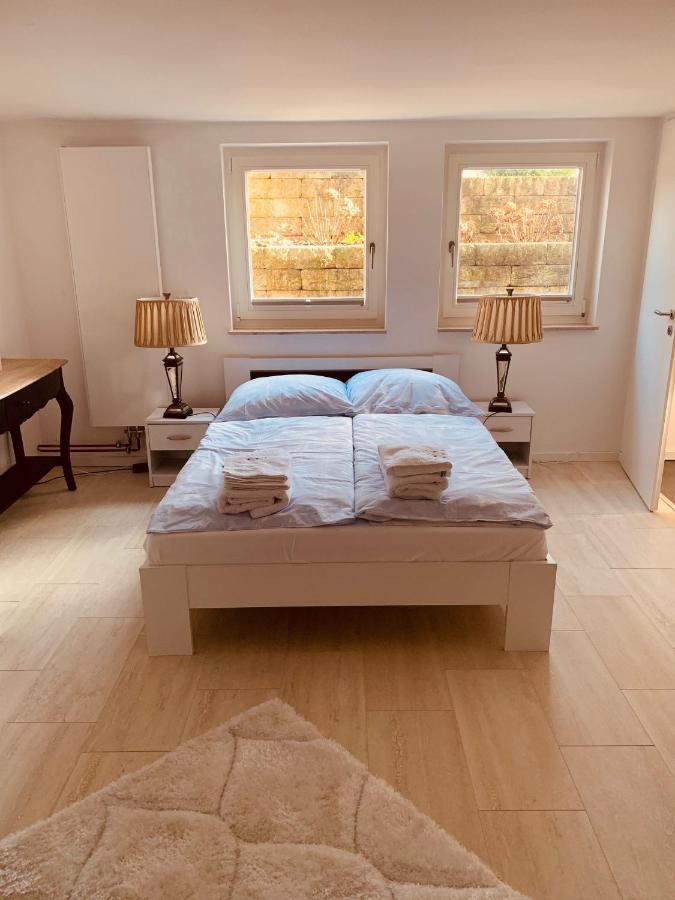 Souterrain Zimmer Mit Separatem Eingang Und Bad Düsseldorf Extérieur photo